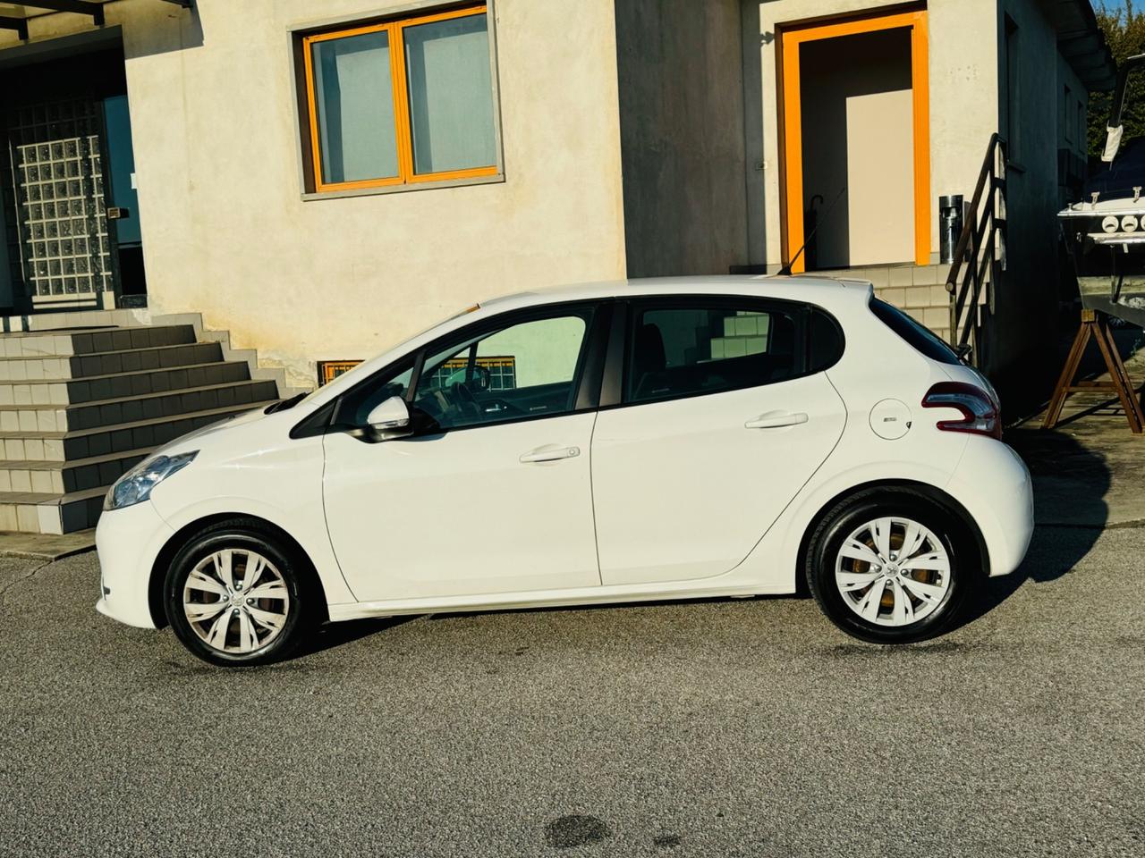 Peugeot 208 1.4 HDi 2014 neo patentati garanzia