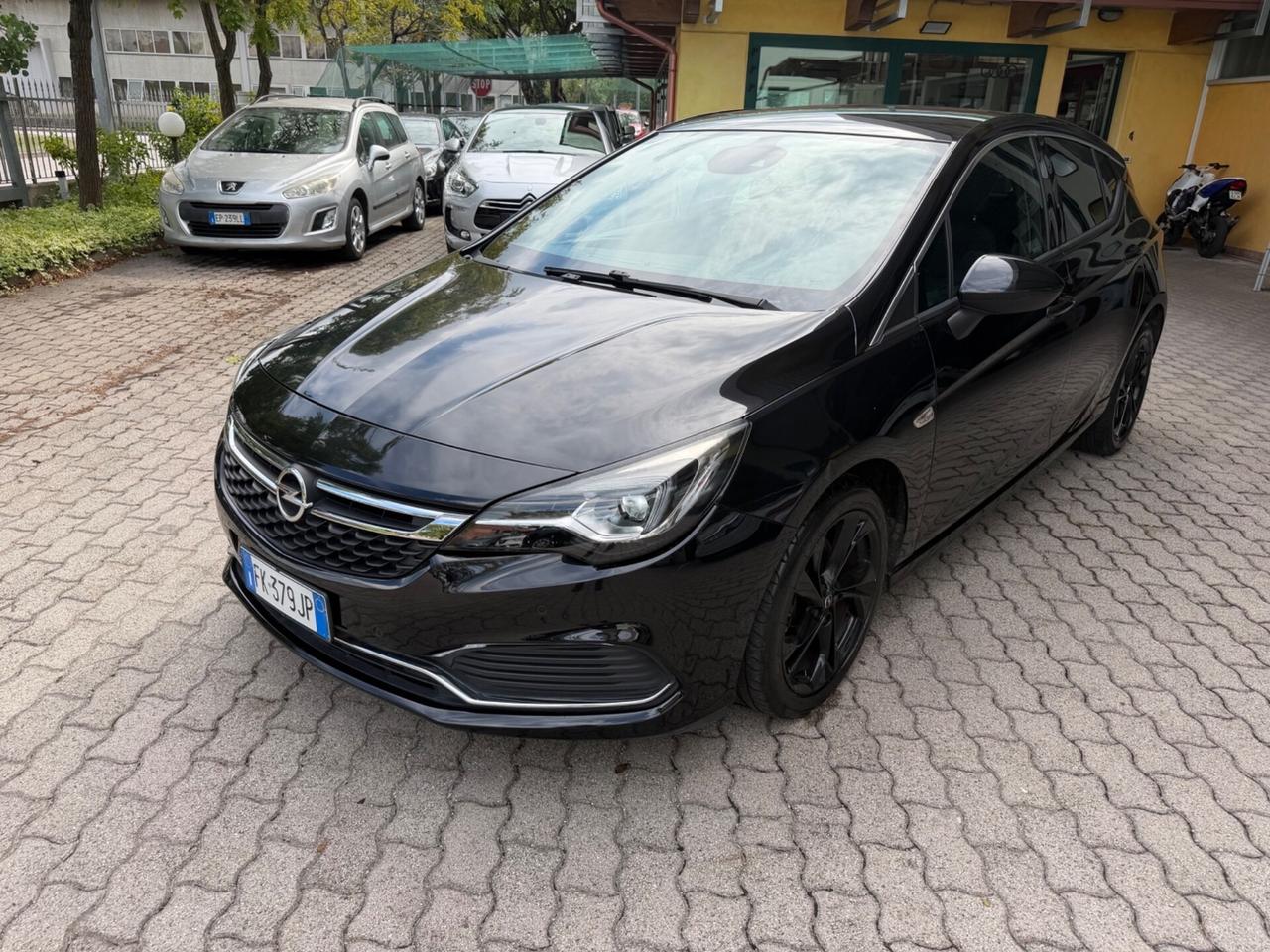 Opel Astra 1.6 BiTurbo CDTi Start&Stop 5 porte OPC Line