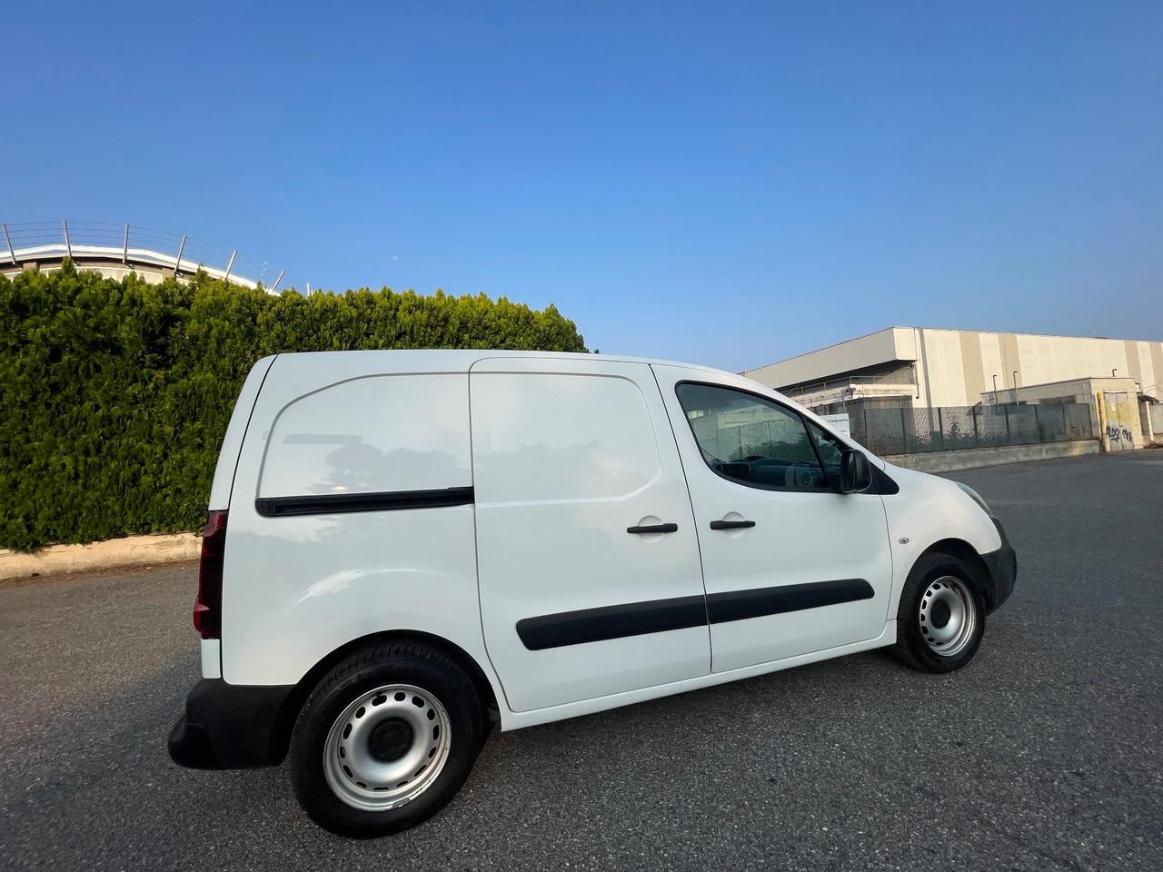 Peugeot Partner BlueHDi 75 L1 Furgone Pro
