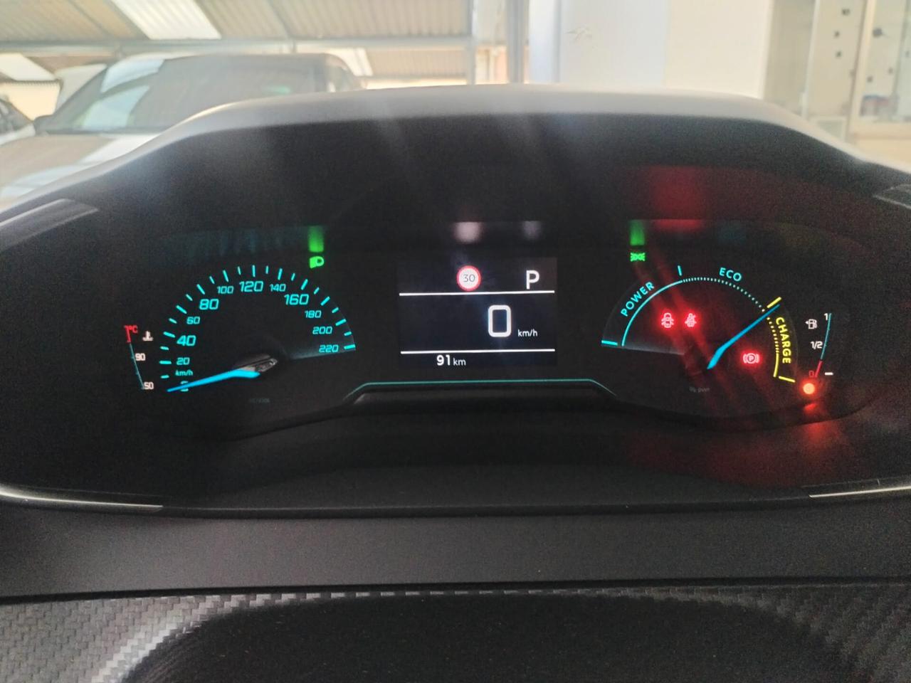 Peugeot 208 Hybrid 110 e-DCS6 Style