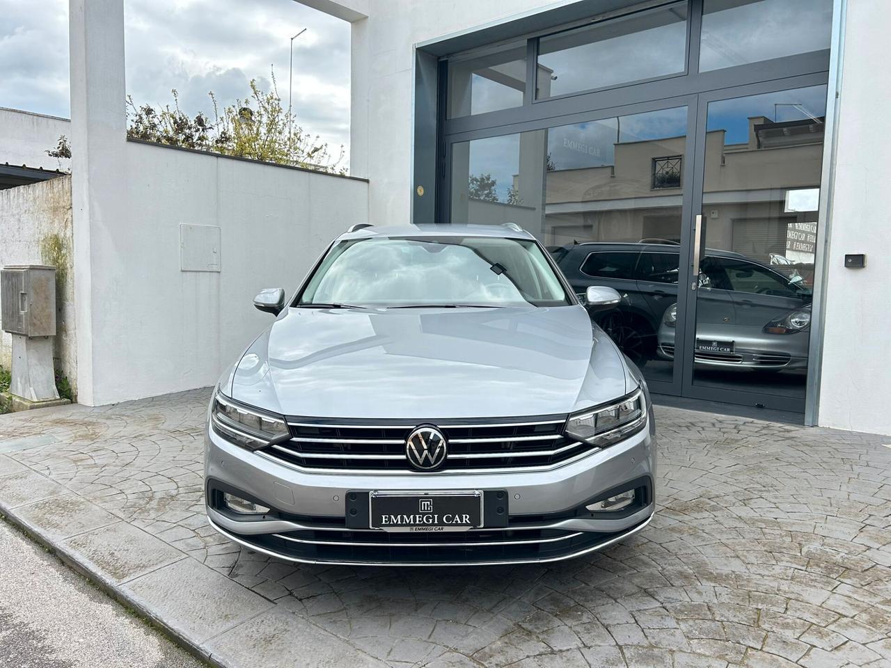 VW Passat 2.0 TDI DSG EXECUTIVE COCKPIT/NAVI-2020