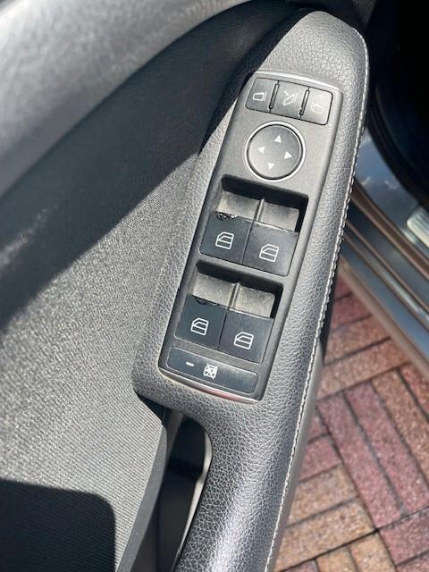 Mercedes-benz B 200 c Sport