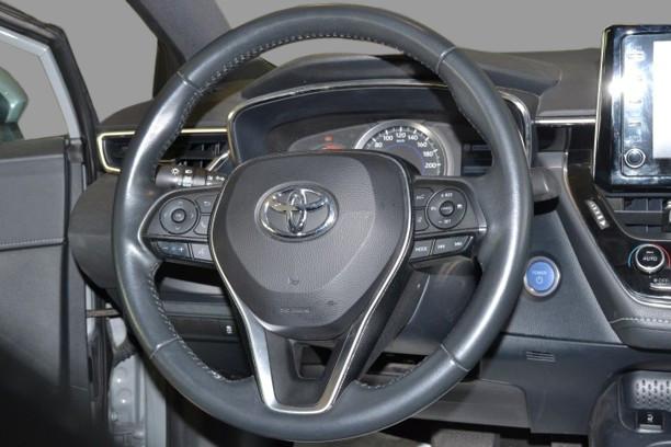 TOYOTA COROLLA - 1.8 HYBRID BUSINESS