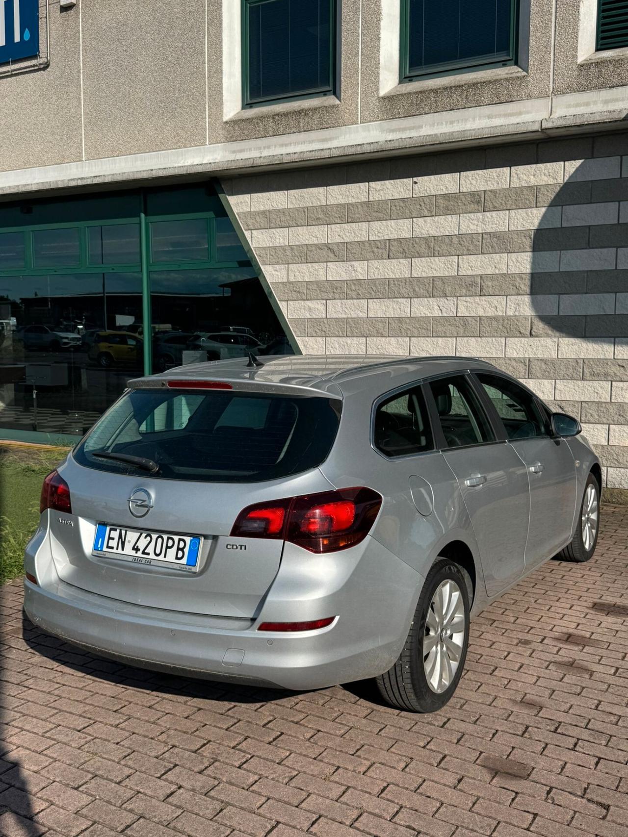 Opel Astra 1.7 CDTI 125CV Sports Tourer Cosmo