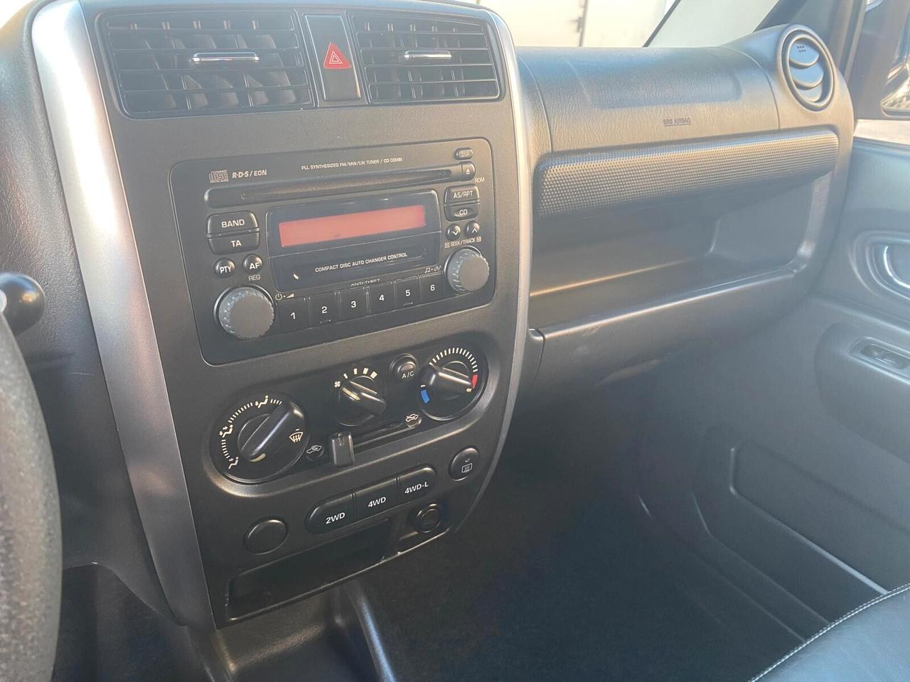 Suzuki Jimny 1.3i 16V 4WD Special - 1 PROP. - GARANZIA 12 MESI