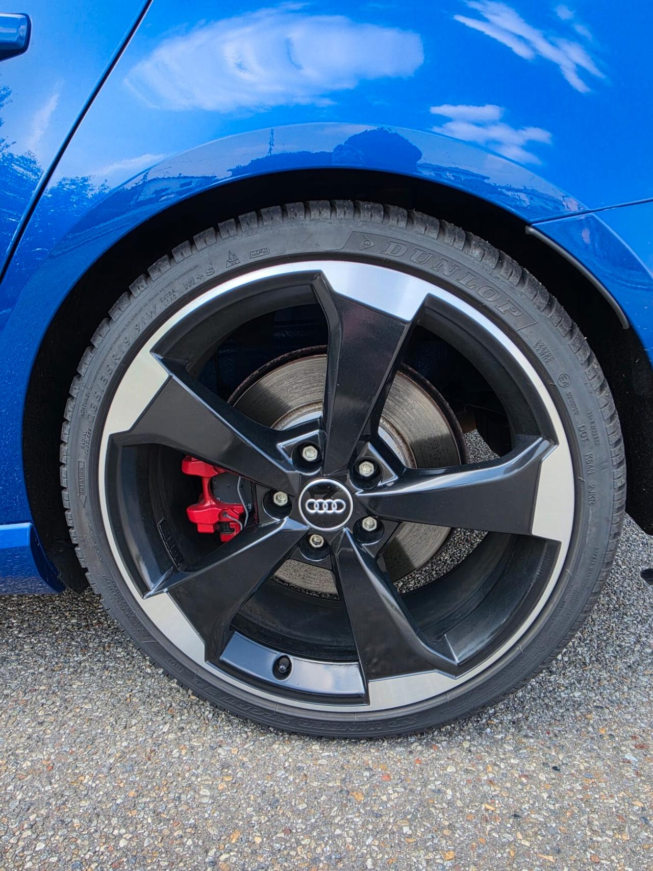 Audi RS3 TFSI quattro S tronic