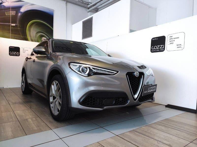 Alfa Romeo Stelvio 2.0 Turbo 280 CV AT8 Q4 First Edition