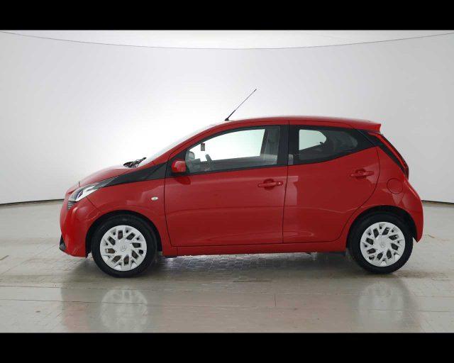 TOYOTA Aygo Connect 1.0 VVT-i 72 CV 5 porte x-play