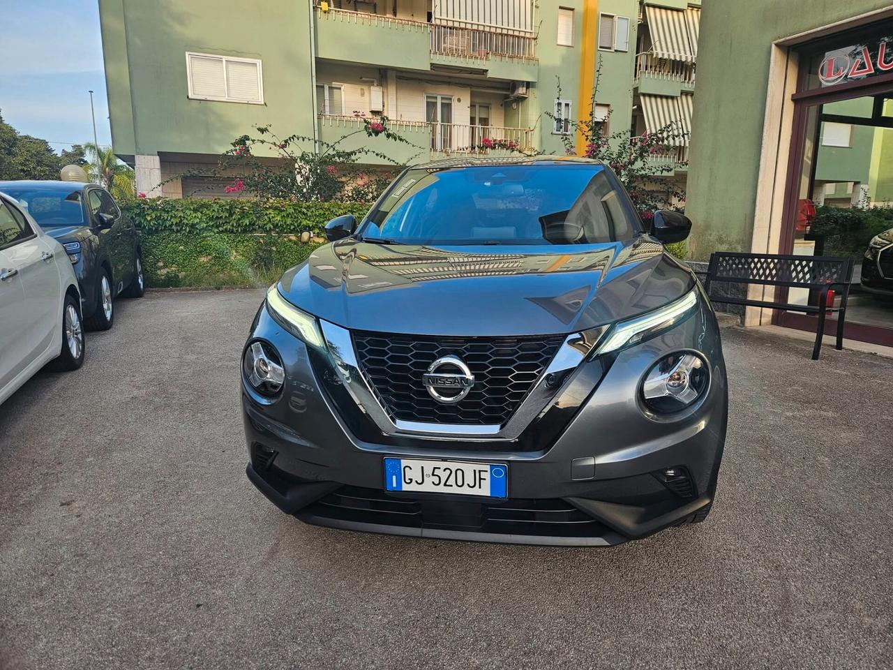 Nissan Juke 1.0 DIG-T 114 CV N-Connecta