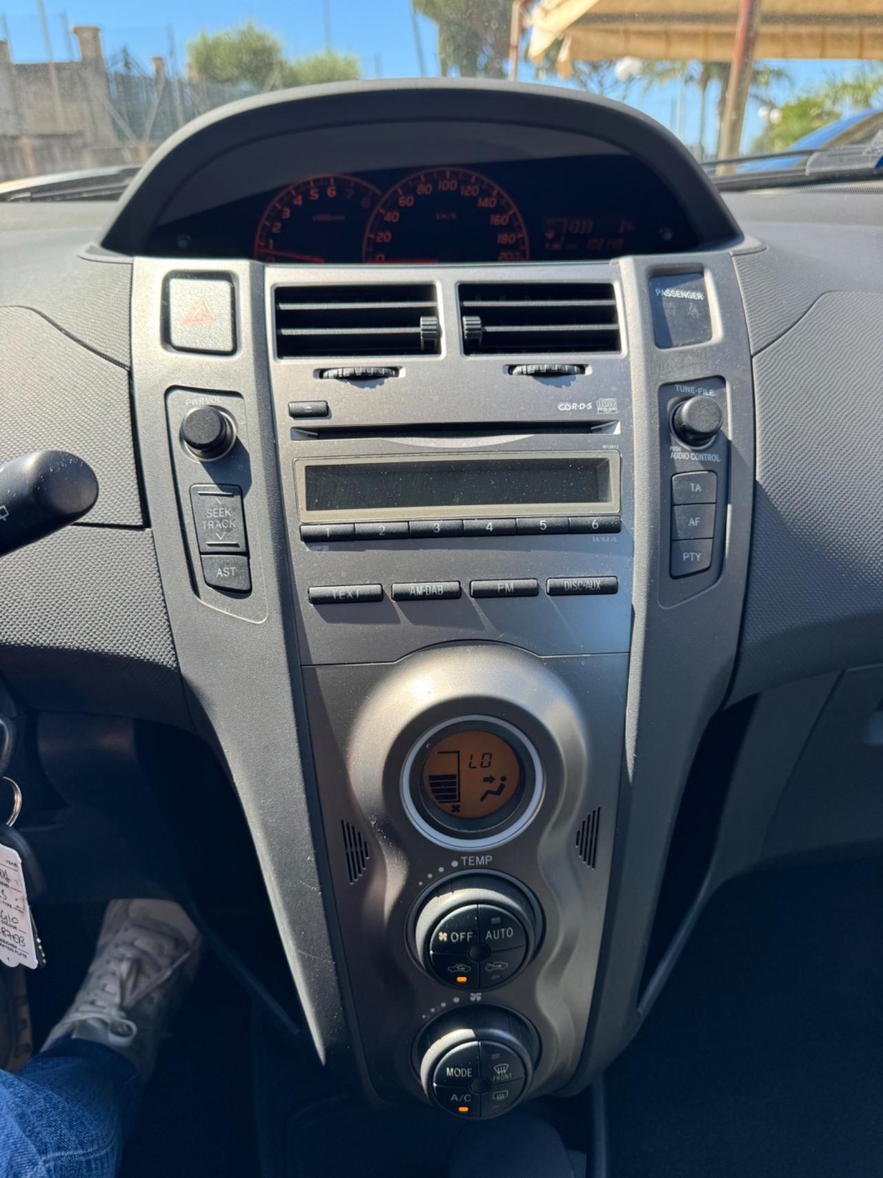 Toyota Yaris 1.3 5 porte Sol