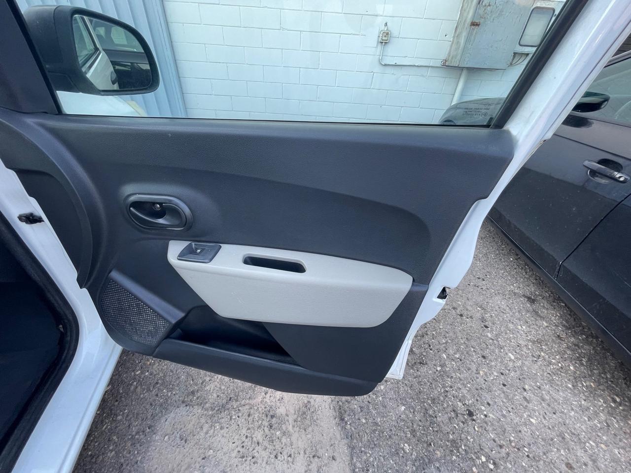 Dacia Dokker 1.6 8V 85CV Ambiance