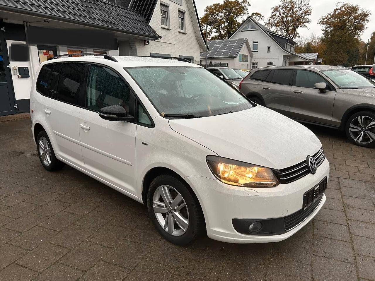 Volkswagen Touran Business 1.6 TDI Comfortline ok neo patentati