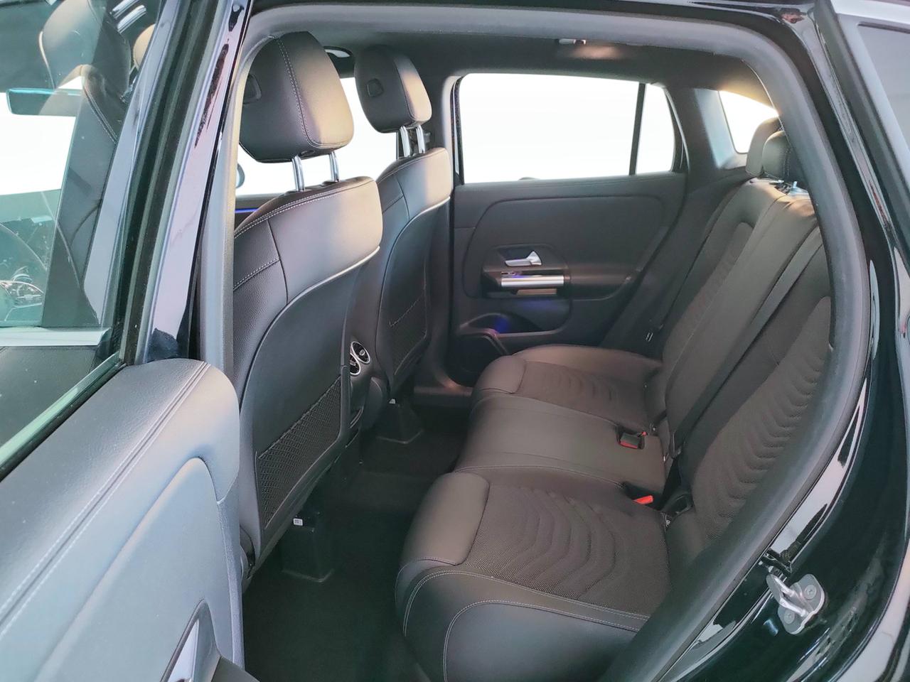 Mercedes-Benz GLA-H247 2020 - GLA 180 d Sport Plus auto