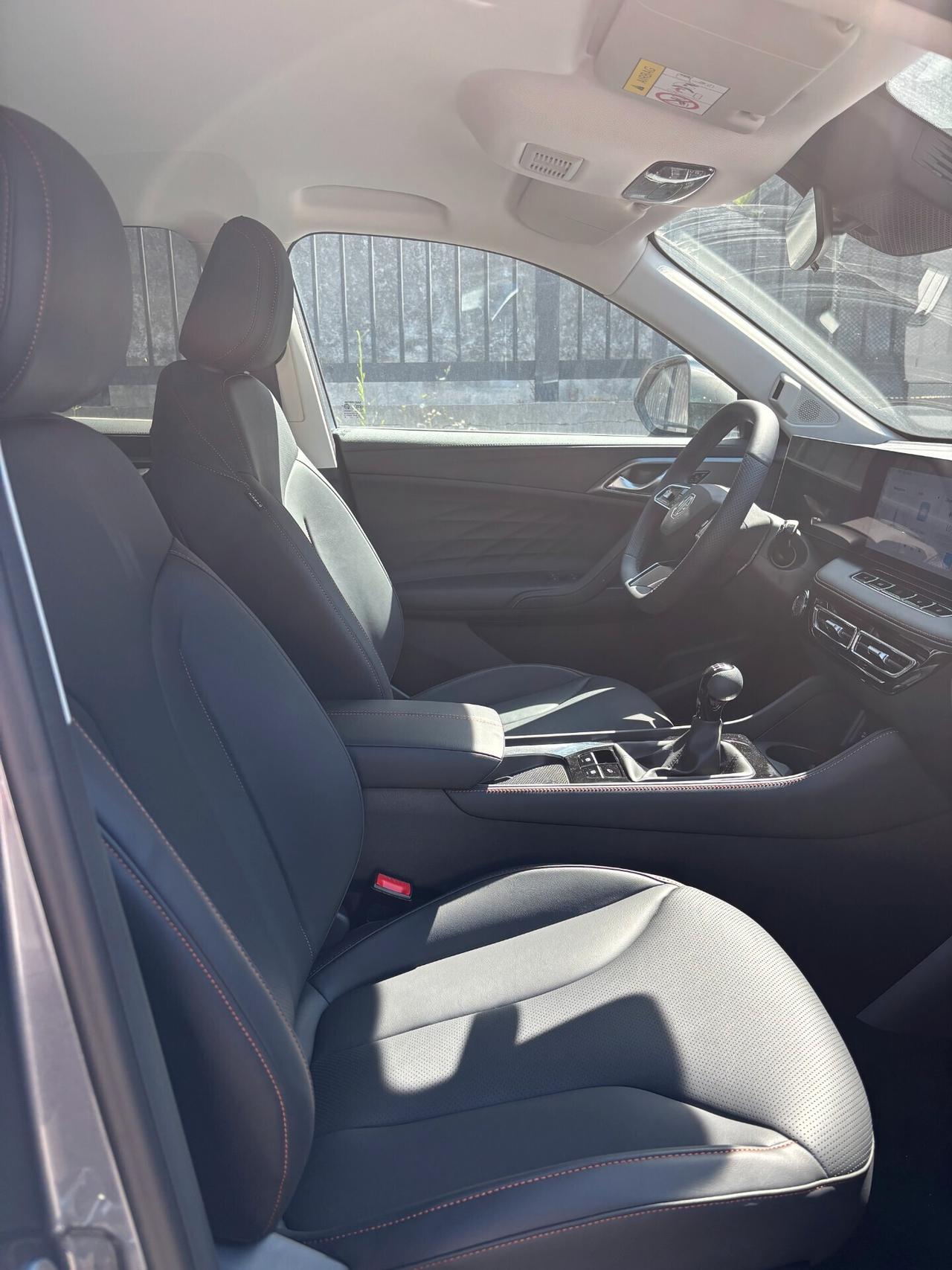 Mg HS 1.5L Luxury *SENZA OBBLIGO DI FINANZIAMENTO*