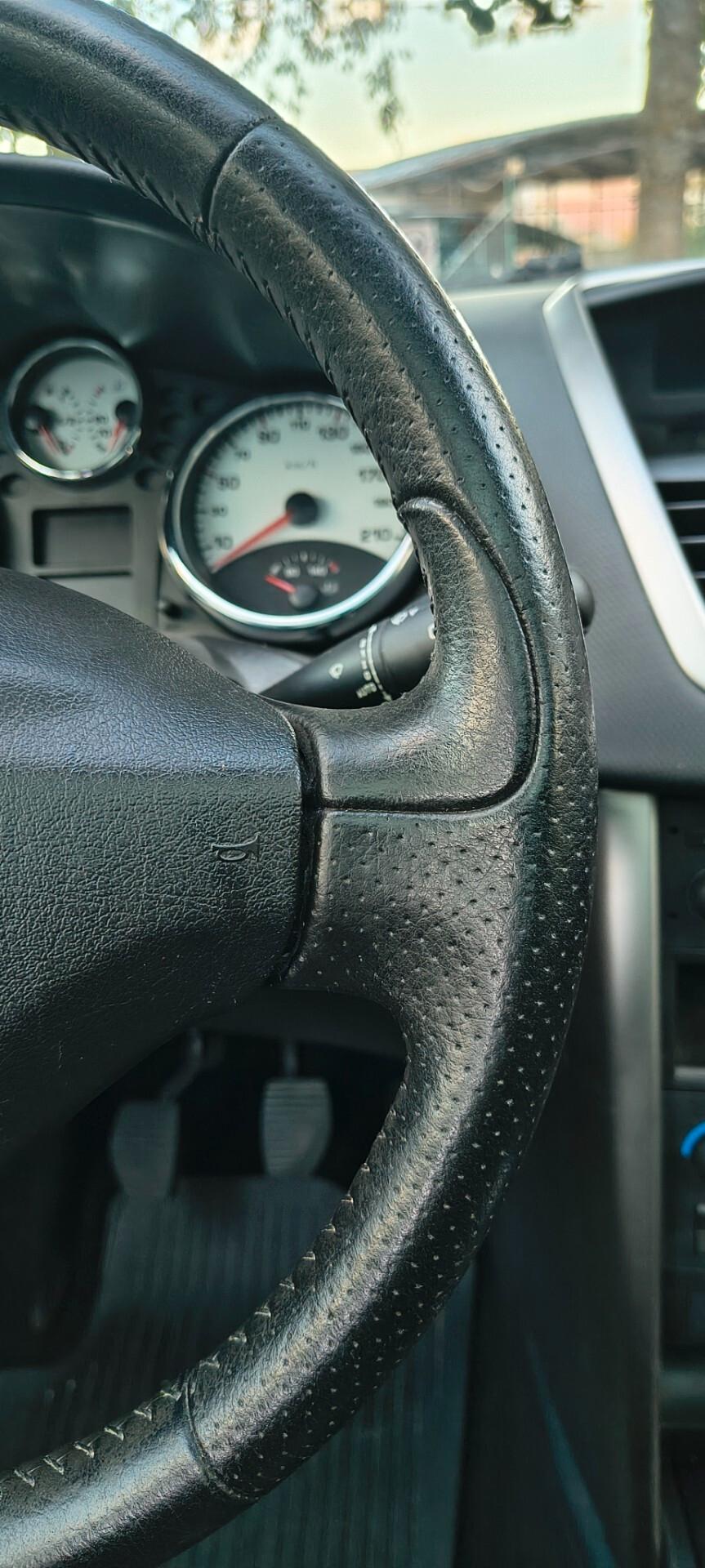 Peugeot 207 1.6 HDi 110CV SW XS Ciel