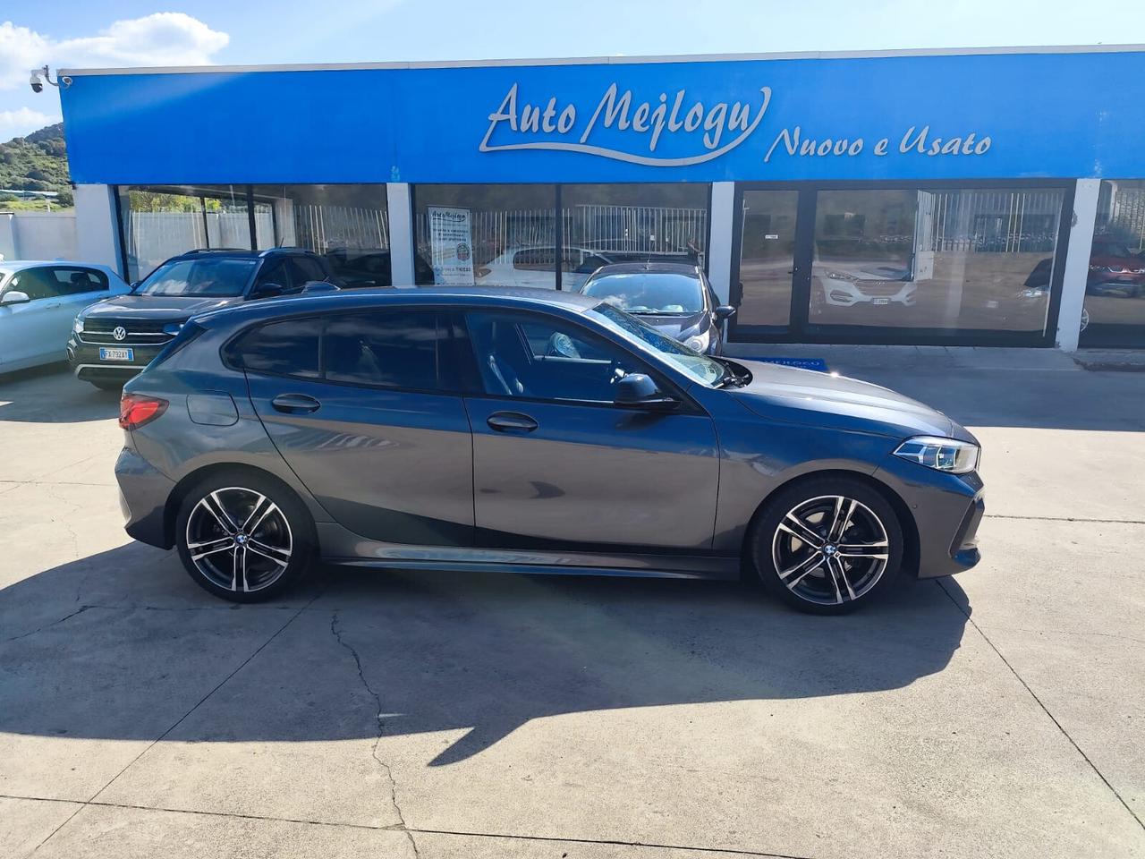 Bmw 118 118d 5p. Msport