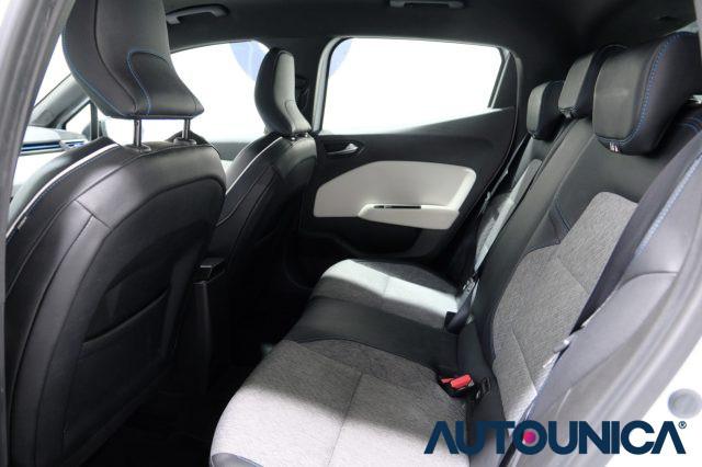 RENAULT Clio FULL HYBRID E-TECH 140 CV 5PORTE INTENS NEOPATENTI