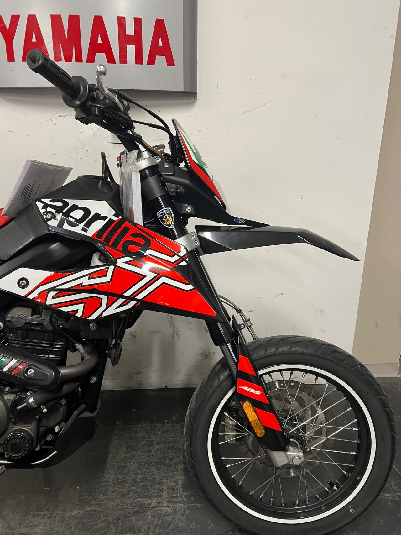 Aprilia SX 125 SUPER MOTARD