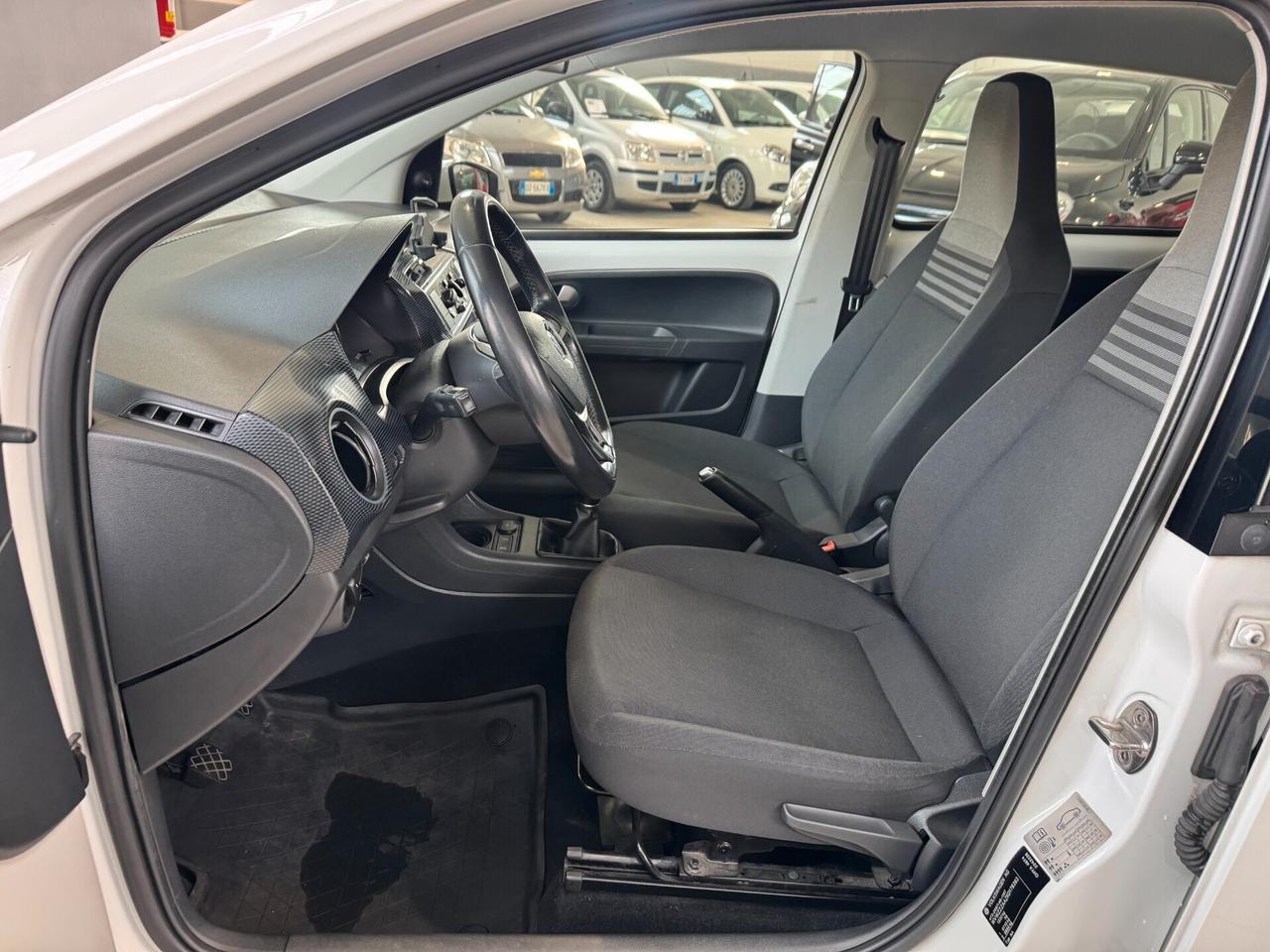 Volkswagen up! Move