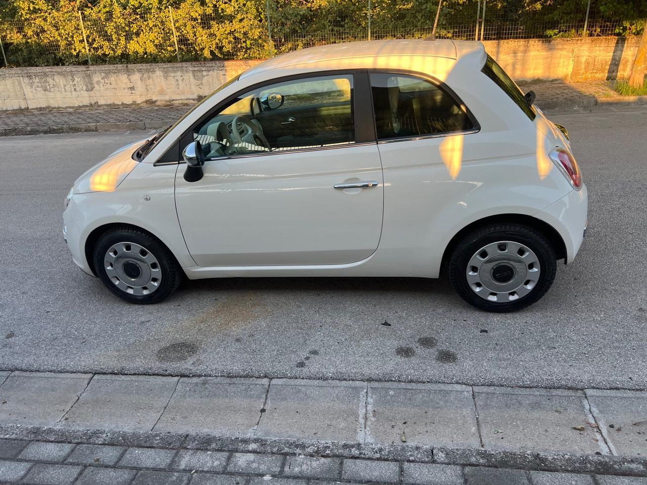 Fiat 500 1.2 benzina 69cv Lounge 2014