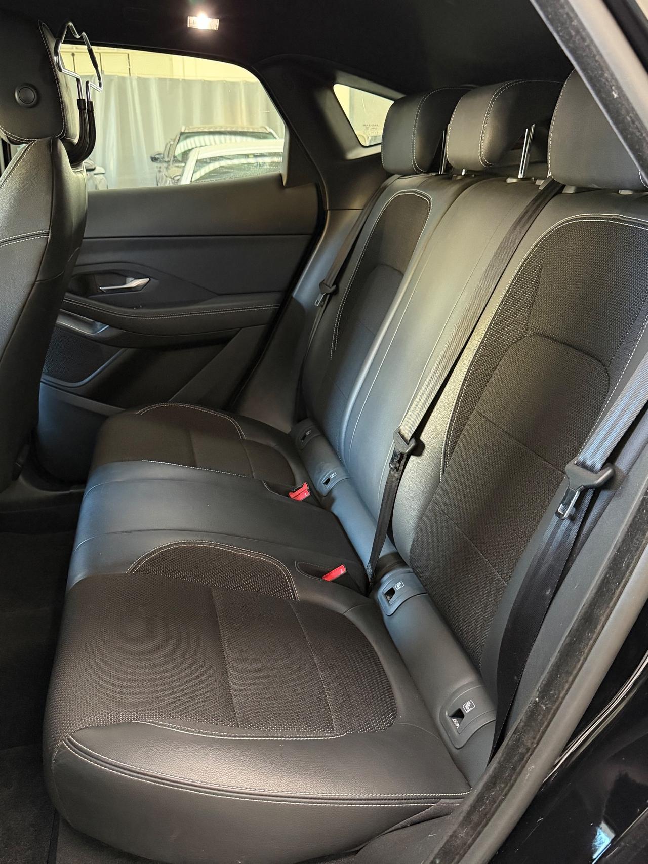 Jaguar E-Pace 2.0D 150 CV AWD aut. R-Dynamic S