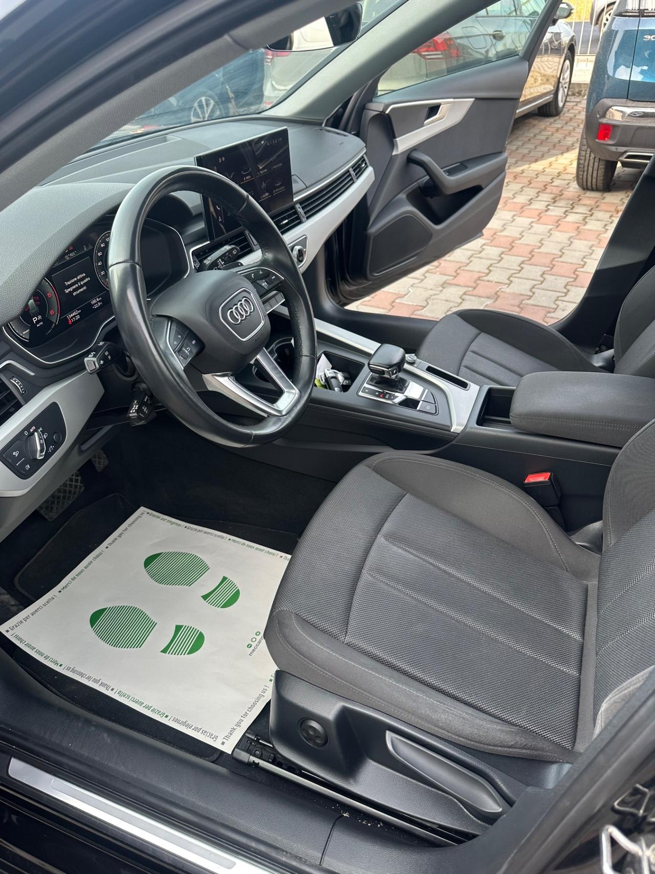 Audi A4 Avant 40 TDI quattro S tronic Business Advanced