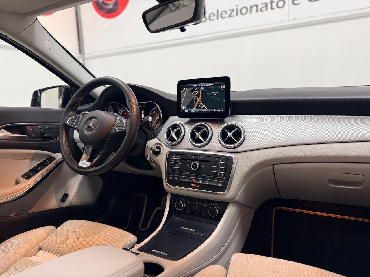 Mercedes-benz GLA 200 d Automatic 4Matic Premium 11/2016 Neopatentati Euro 6B