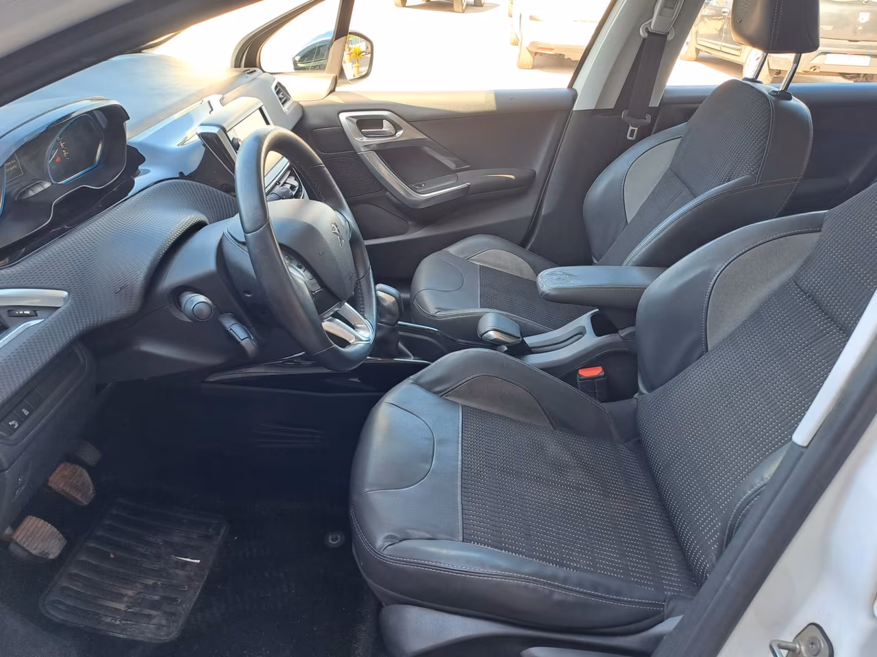 Peugeot 2008 1.2 PureTech 82 Allure