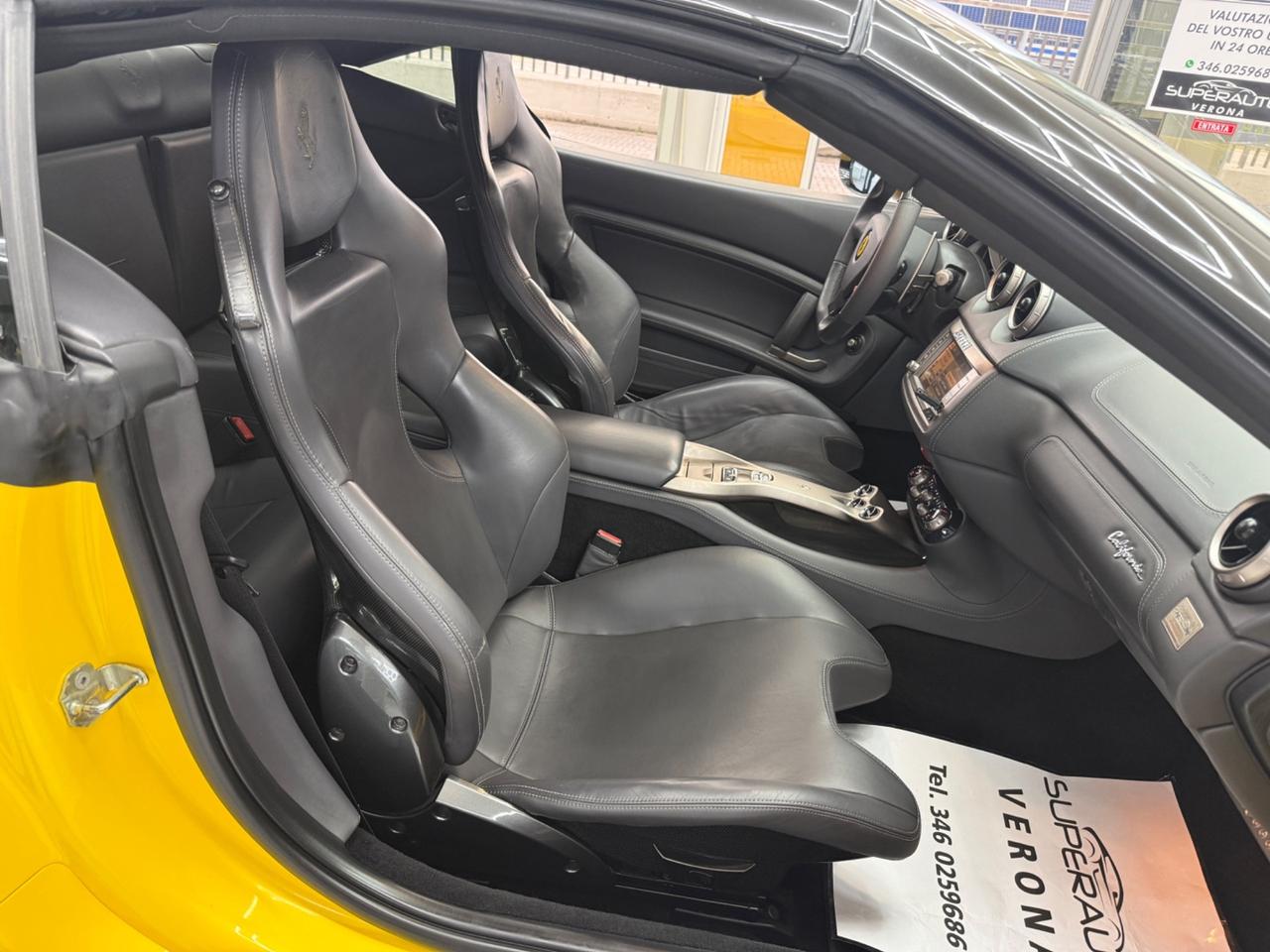 GIALLOTRIPLOSTRATO Ferrari California DCT