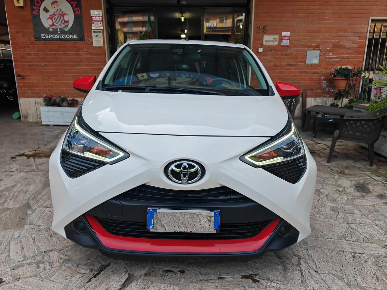 Toyota Aygo Connect 1.0 VVT-i 72 CV 5 porte x-fun MMT