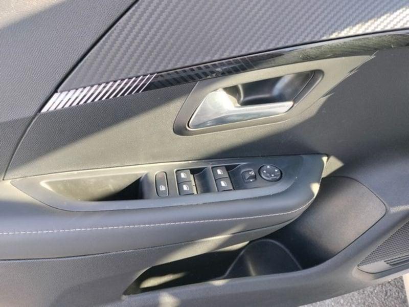 Peugeot 208 Allure PureTech 100 S/S