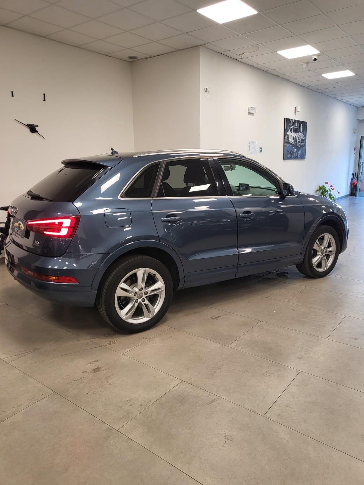 Audi Q3 2.0 TDI 150 CV quattro S tronic Sport