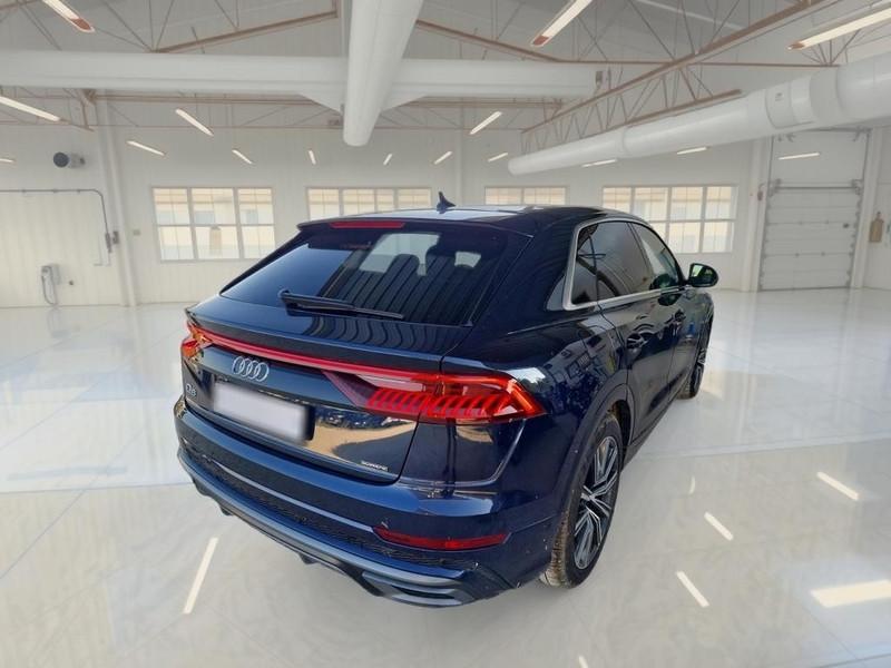 AUDI Q8 50 TDI MHEV 210kW quattro tipronic Sport