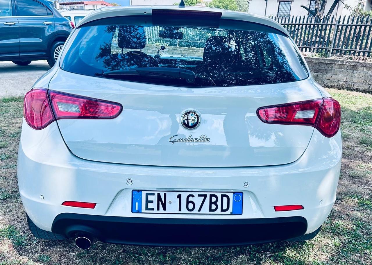 Alfa Romeo Giulietta 1.6 JTDm-2 105 CV Distinctive !!km110.000!!
