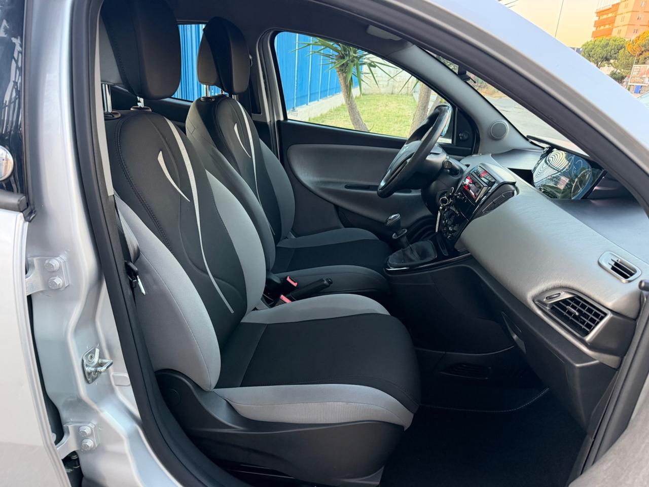 Lancia Ypsilon 1.2 benz 69 CV GPL casa madre 2013
