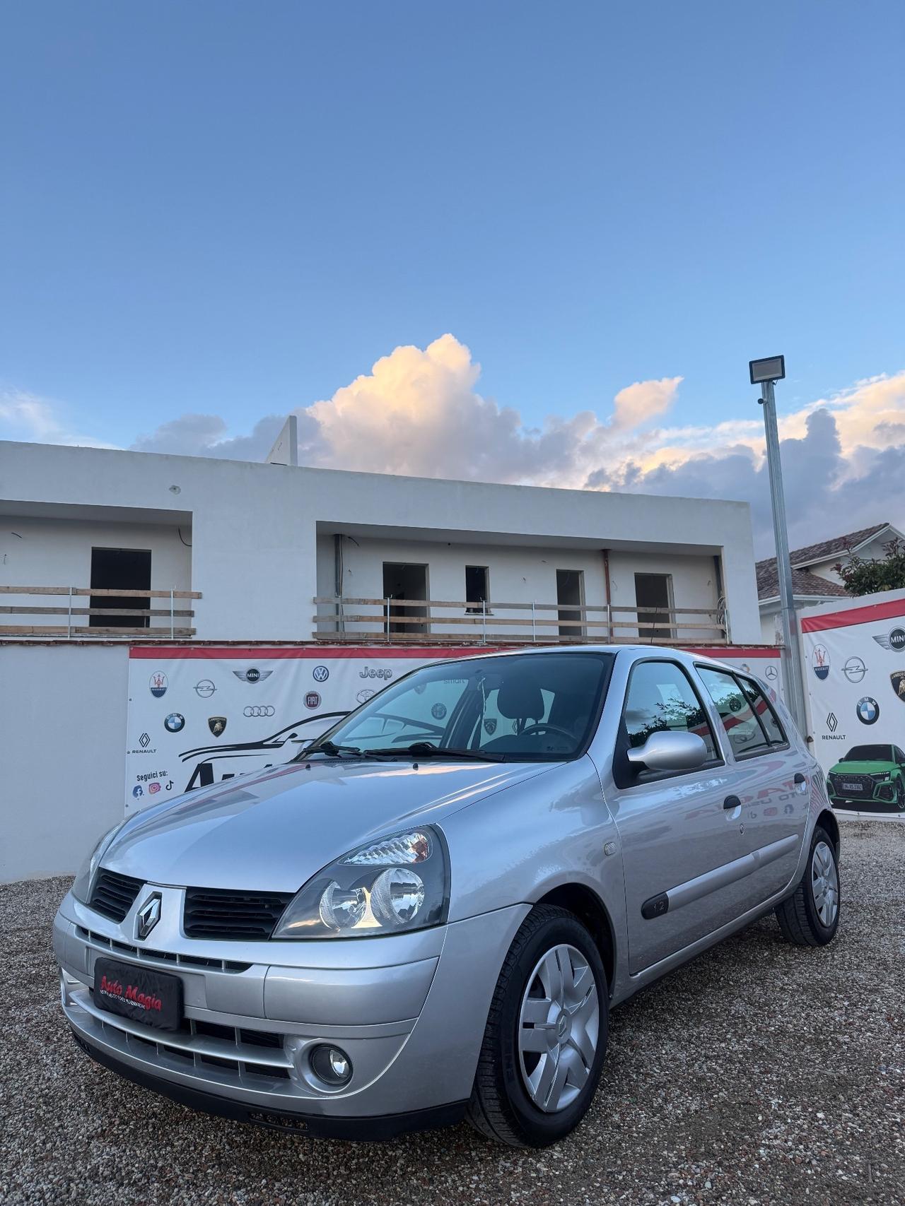 Renault Clio Storia 1.2 5 porte Dynamique