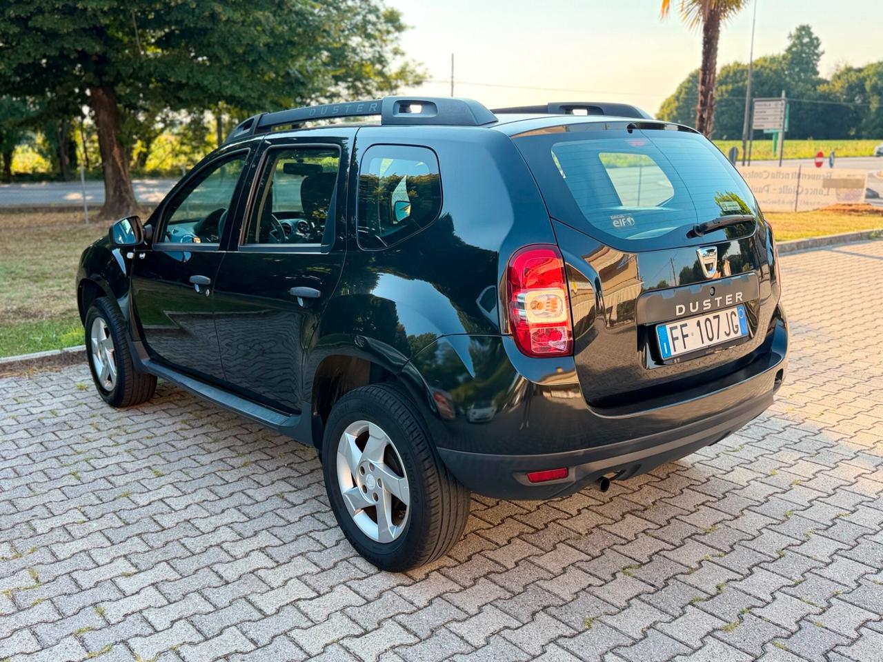 Dacia Duster 1.5 dCi 110CV Start&Stop 4x2 Serie Lim. Black Shadow