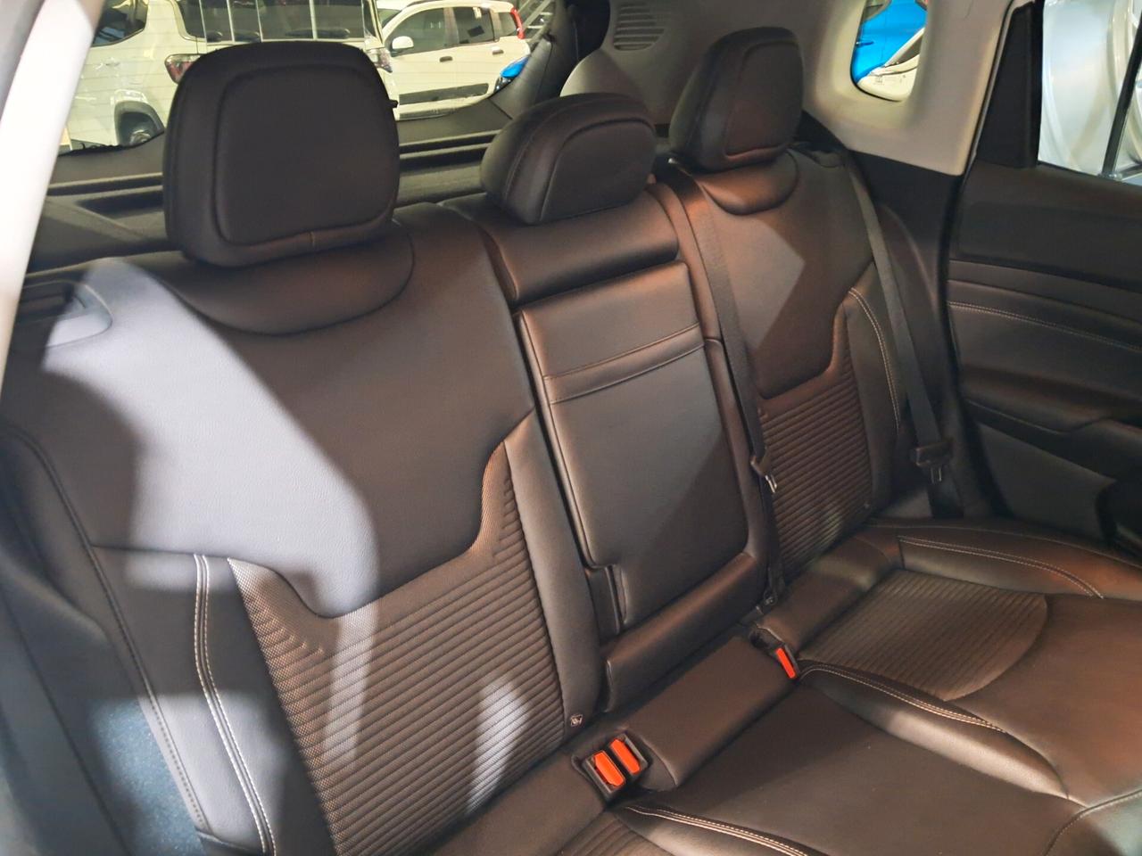 Jeep Compass 1.3 Turbo T4 190 cv PHEV AT6 4xe Business Plus