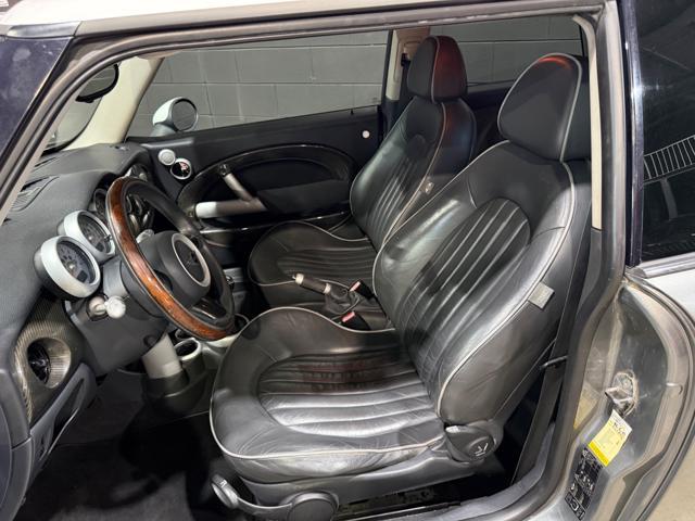 MINI Mini RIGOROSAMENTE MANUALE CARBONIO