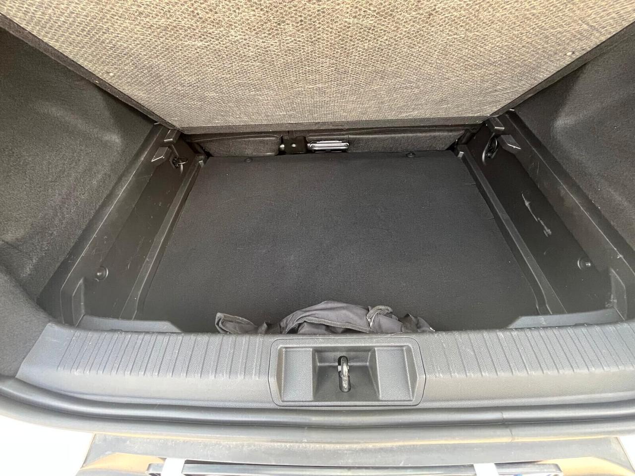 Renault Captur Blue dCi 115 CV EDC INTENSE BI COLOR