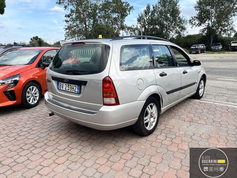 Ford Focus Focus 1.6i 16V cat SW Ghia