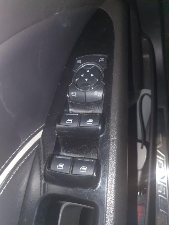 FORD Mondeo 2.0 TDCi 150 CV S&S Powershift Station Wagon Vigna