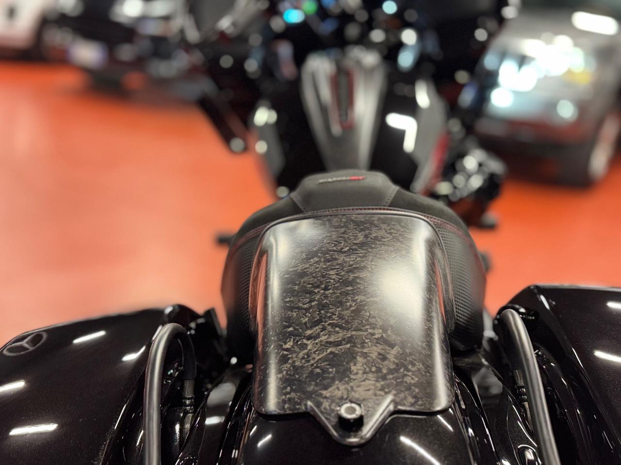 Harley-davidson Street Glide C.V.O. CVO ST