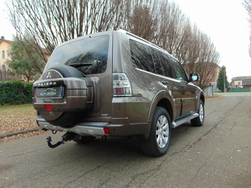 MITSUBISHI Pajero (2006-2009) Pajero 3.2 DI-D 1...