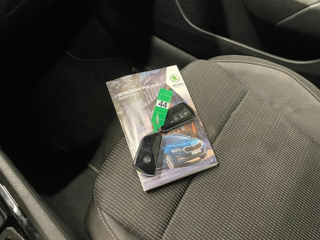 SKODA Octavia 2.0 TDI EVO SCR 150CV DSG WAGON EXECUTIVE