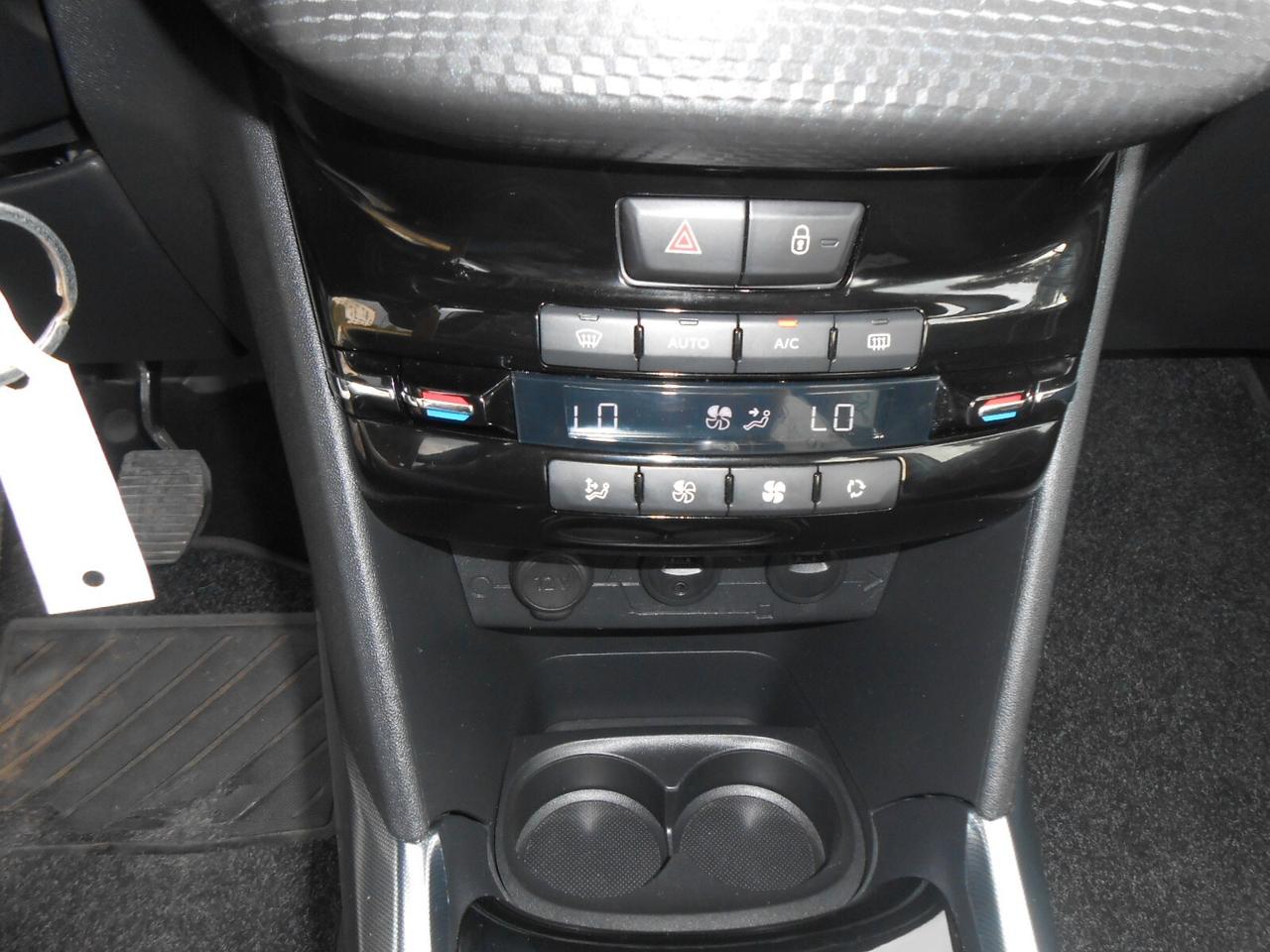 Peugeot 2008 1.6 e-HDi 115 CV Stop&Start Allure