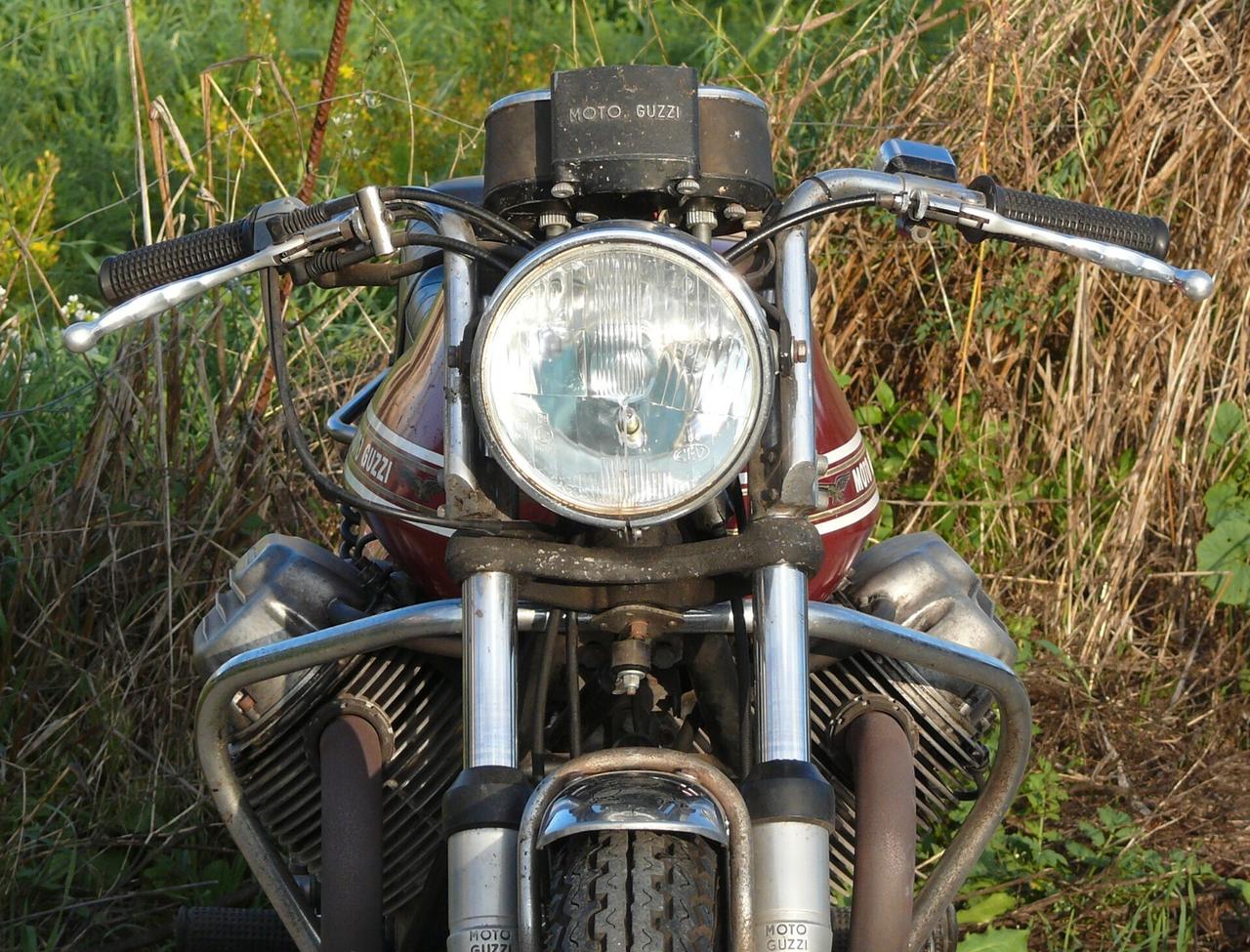 Moto Guzzi V7 SPORT (M1225)