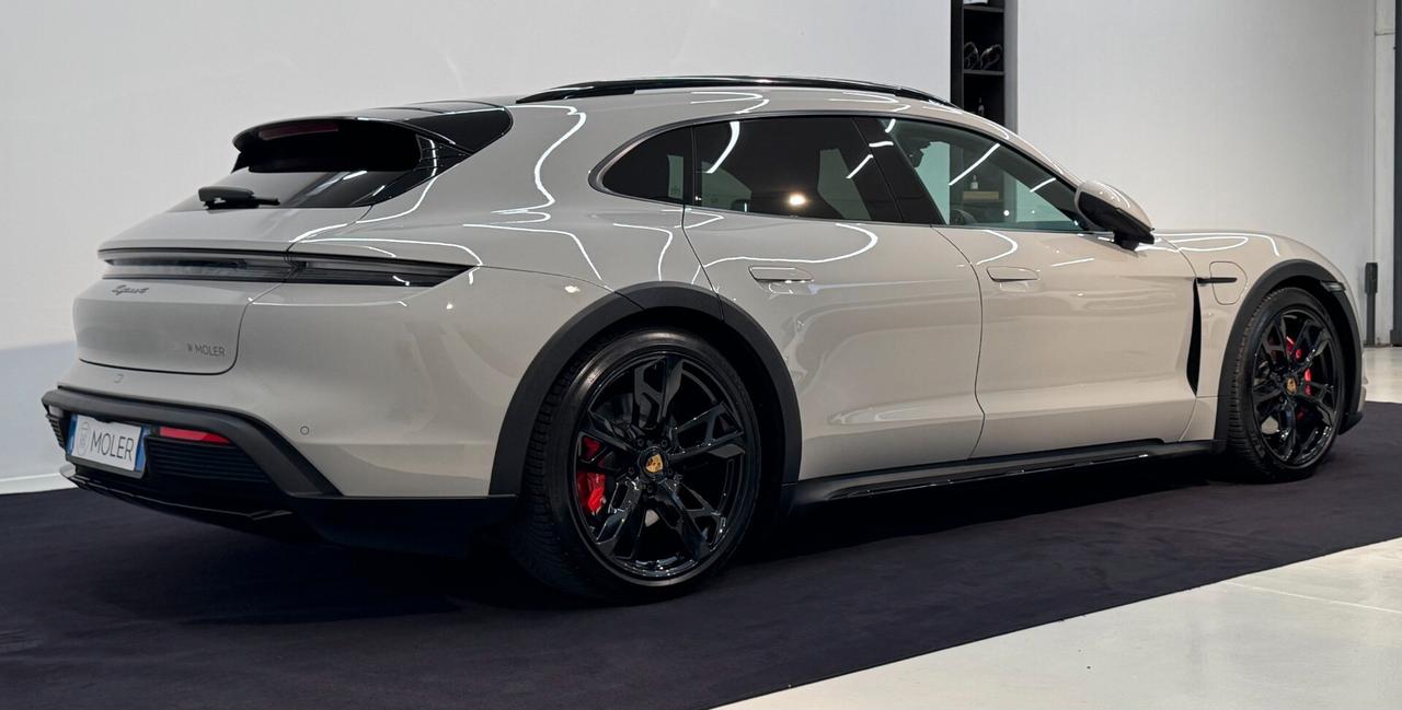 Porsche Taycan 4 Cross Turismo
