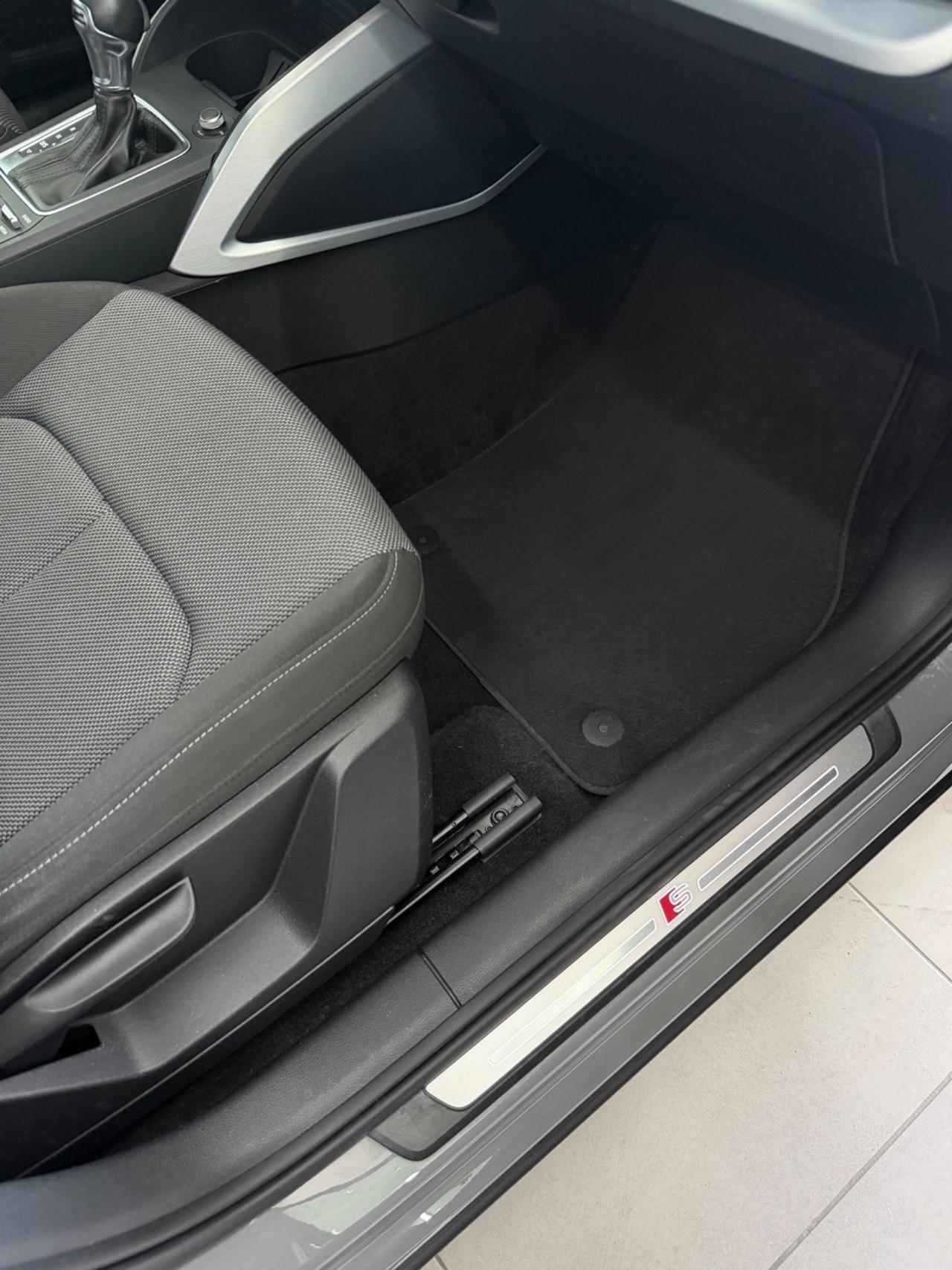 Audi Q2 S-LINE S tronic BLACK Edition FINANZIABILE