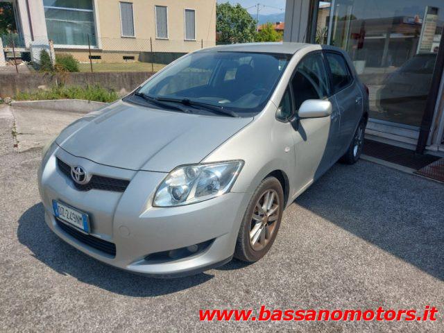 TOYOTA Auris 2.0 D-4D DPF 5 porte Sol